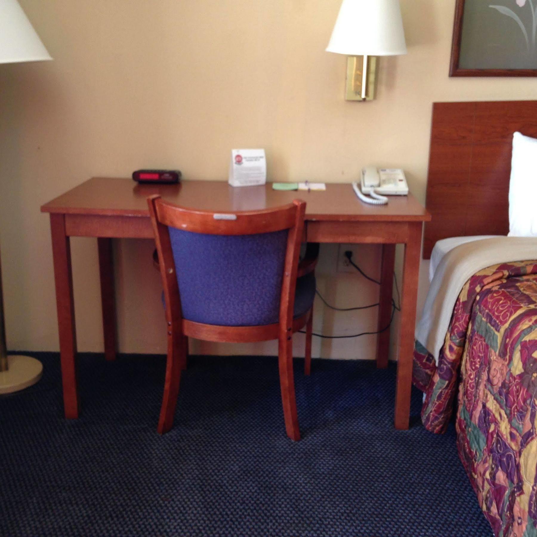 Knights Inn Elizabethtown Zewnętrze zdjęcie